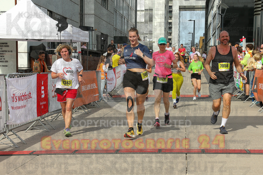 250920_1333_EX1_5463 | Sportfotografie im Rhein-Sieg Kreis, Köln, Bonn, NRW, Rheinland Pfalz, Hessen, etc. Unser Tätigkeitsfeld umfasst den Laufsport vom Volkslauf über den Marathon, Duathlon, Triathon bis zum Ultralauf wie Kölnpfad Ultra oder Schindertrail.