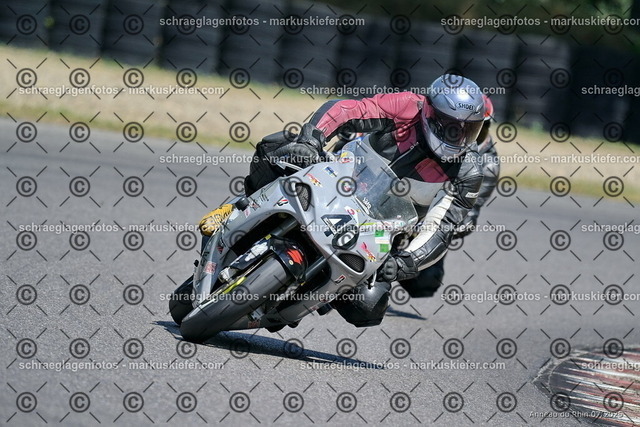 25bt04-1128 | markuskiefer.com - Realisiert mit Pictrs.com