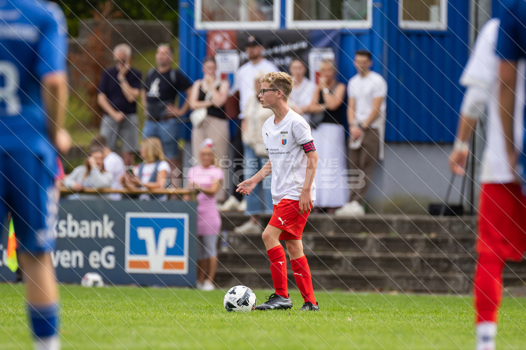 20250920_Picselweb-Fotografie_1R3_1937 | JFV D/A &amp; Stade - VfB Oldenburg0:1 VfB no70:2 VfB no70:3 VfB JFV Eigentor0:4 VfB no70:5 VfB no71:5 JFV no3 Jaric Jimenez-Voss2:5 JFV no9 Janko Sylvester3:5 JFV no16 Damian Elias Mihro Burekovic - Realisiert mit Pictrs.com