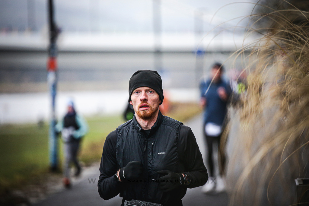 ..... | Linz, AUSTRIA,14. Dezember 25, ALOHA WINTERLAUF DEZEMBER 25 , Image shows: Photo: WAPICS / Andreas Willdoner