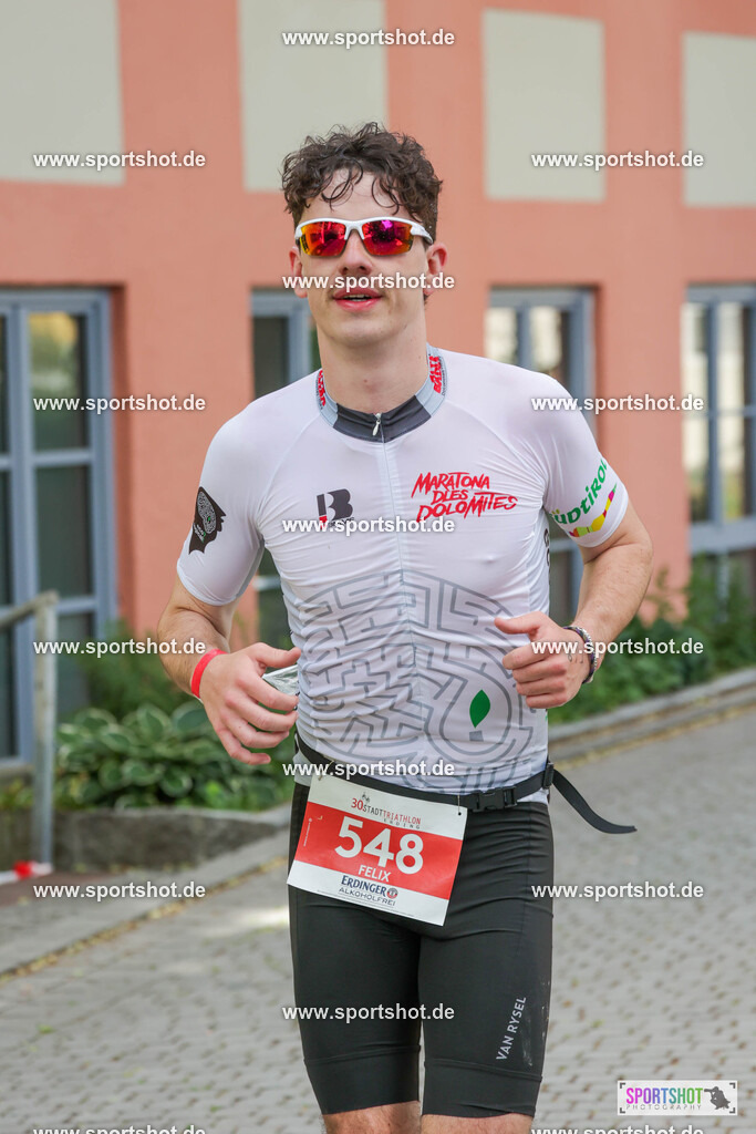 KSZ_9783 | Stadttriathlon Erding 2025. #yourpictrs #sportshot_your_pictrs @Sportshotphotography #stadttriathlonerding Copyright: www.sportshot.de