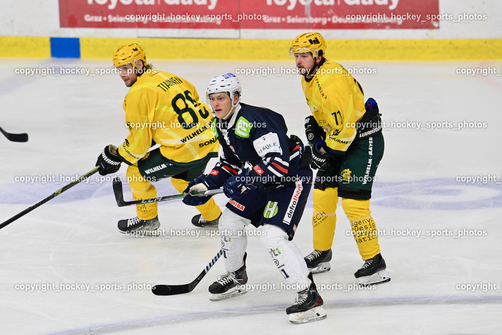ATSE Graz vs. EHC Lustenau | #11 Hohl Maximilian ATSE Graz, #71 Demuth Timo EHC Lustenau, #89 Tiainen Riku Petteri EHC Lustenau, ATSE Graz vs. EHC Lustenau, ATSE Graz vs. EHC Lustenau am 14.02.2026 in Graz (Merkur Eishalle ), Austria, (Photo by Bernd Stefan)