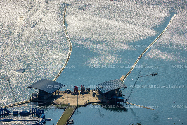 Beckum230805249 | Luftbild, Tuttenbrocksee mit TwinCable Beckum Wasserski-Anlage im See, Beckum, Münsterland, Nordrhein-Westfalen, Deutschland