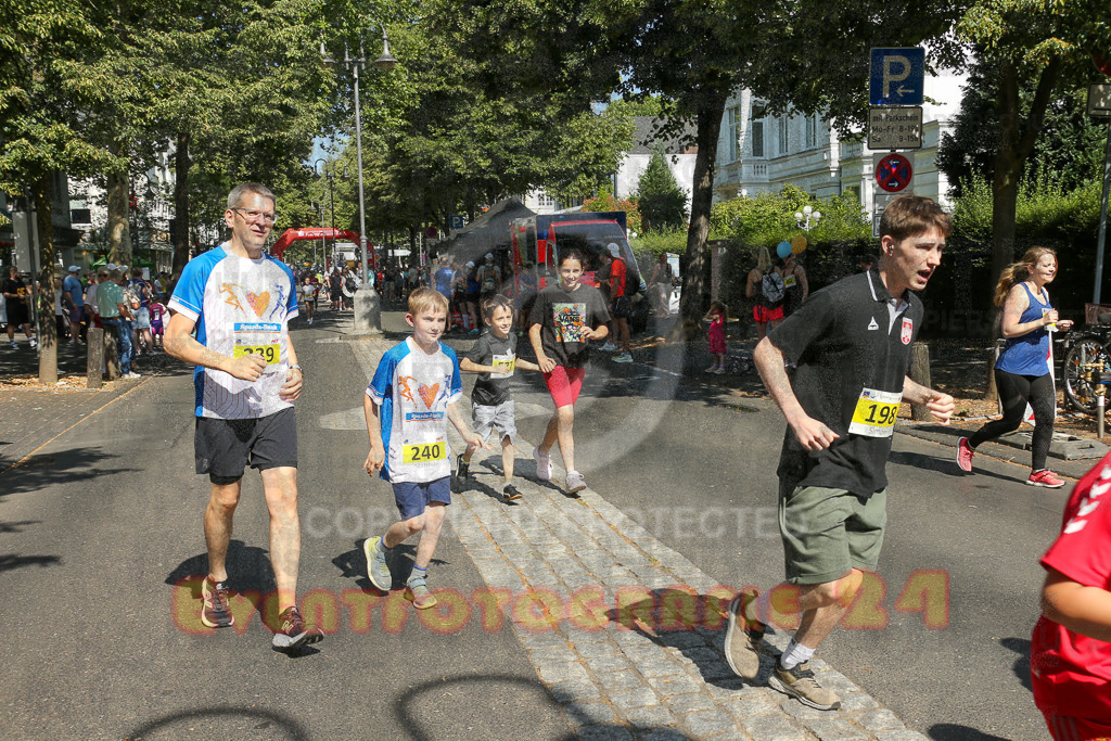 250621_1026_EX1_1926 | Sportfotografie im Rhein-Sieg Kreis, Köln, Bonn, NRW, Rheinland Pfalz, Hessen, etc. Unser Tätigkeitsfeld umfasst den Laufsport vom Volkslauf über den Marathon, Duathlon, Triathon bis zum Ultralauf wie Kölnpfad Ultra oder Schindertrail.
