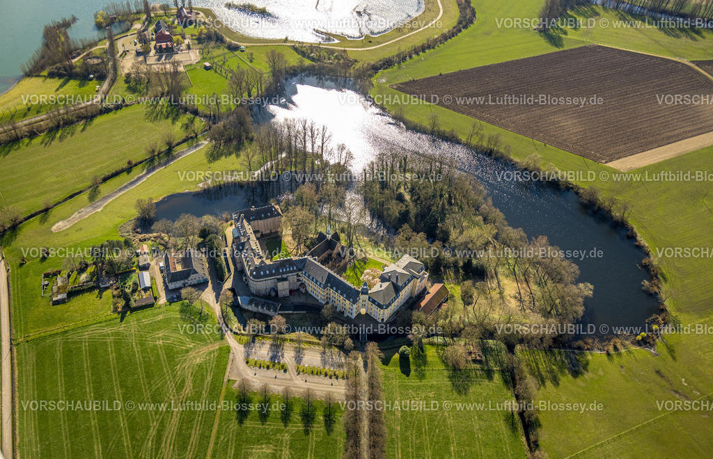 Rees240312772 | Luftbild, Klostergemeinschaft Haus Aspel mit Klosterkirche, Aspeler Meer und LSG Landschaftsschutzgebiet, Haldern, Rees, Nordrhein-Westfalen, Deutschland