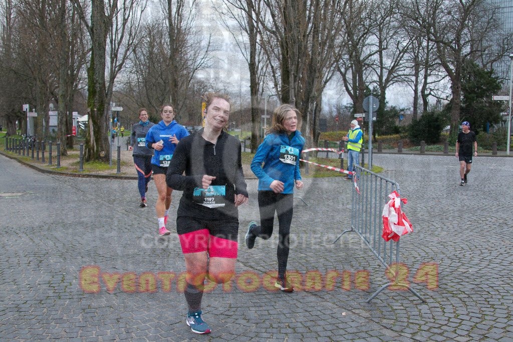 231231_1021_EV4_8522 | Sportfotografie im Rhein-Sieg Kreis, Köln, Bonn, NRW, Rheinland Pfalz, Hessen, etc. Unser Tätigkeitsfeld umfasst den Laufsport vom Volkslauf über den Marathon, Duathlon, Triathon bis zum Ultralauf wie Kölnpfad Ultra oder Schindertrail.