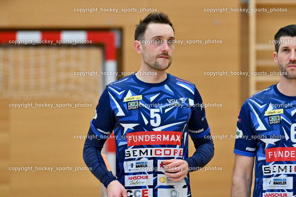 VSV Unihockey  vs. FBK Loka  | #5 Michael Kanduth VSV Unihockey, VSV Unihockey  vs. FBK Loka , VSV Unihockey  vs. FBK Loka  am 25.01.2026 in Villach (Ballspielhalle St. Martin), Austria, (Photo by Bernd Stefan)
