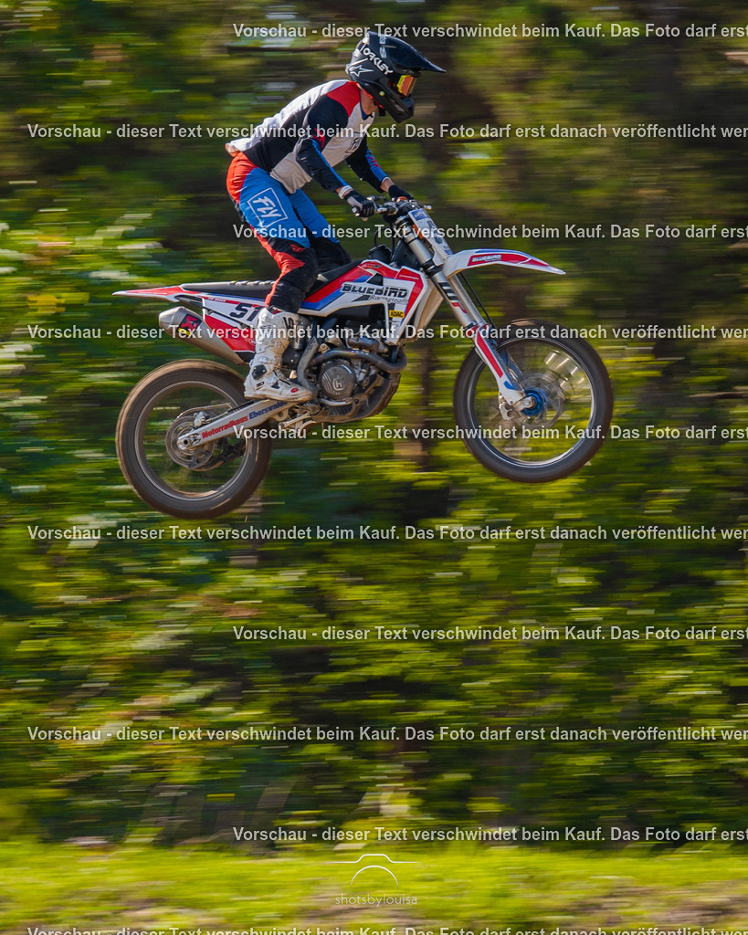 09_21_LM_Schenkenhorst-9268 | Sportfotografin aus Berlin-Brandenburg mit Fokus auf Motocross. Ich halte deine sportliche Leistung und echte Emotionen auf und neben der Strecke professionell fest. Entdecke die Fotos von deinem Rennen und bestelle sie direkt hier im Shop.