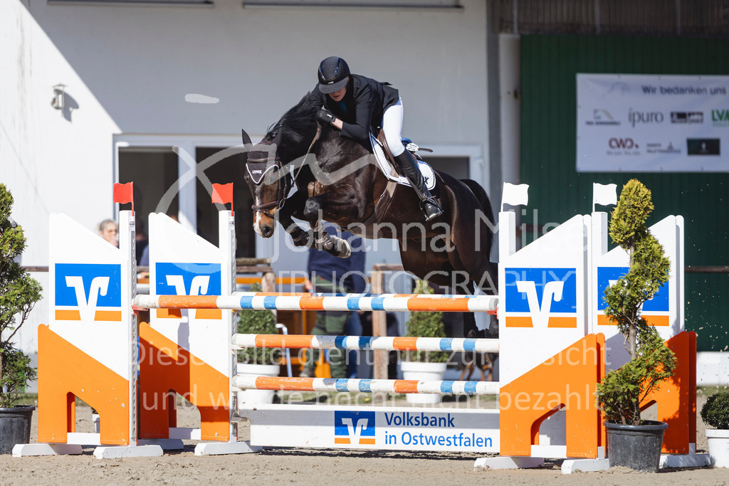 260402_Fruehlingsfest_M1-Spr-765 | Deine schönsten Turniermomente als professionelle Fotos! Entdecke hochwertige Pferdesport-Fotografie im Online-Shop. Jetzt Fotos finden & bestellen!