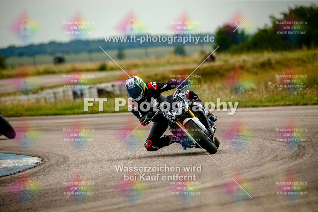 Chambley Juli-2178 | Hier findet Ihr Bilder von Touristenfahrten auf der Nürburgring Nordschleife oder von anderen Veranstaltungen die ich besucht habe. Viel Spass beim Durch Schauen 