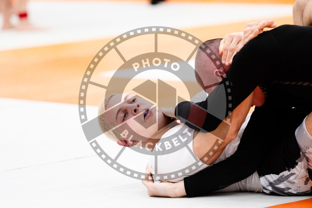 20251122PBB15425 | Athletes compete during the Grappling Industries Berlin Jiu-Jitsu and Grappling Championship, on November 22, 2025 in Berlin, Germany. © photoblackbelt