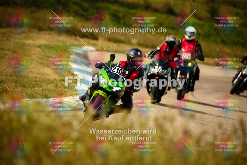 _MOT6552 | Hier findet Ihr Bilder von Touristenfahrten auf der Nürburgring Nordschleife oder von anderen Veranstaltungen die ich besucht habe. Viel Spass beim Durch Schauen 