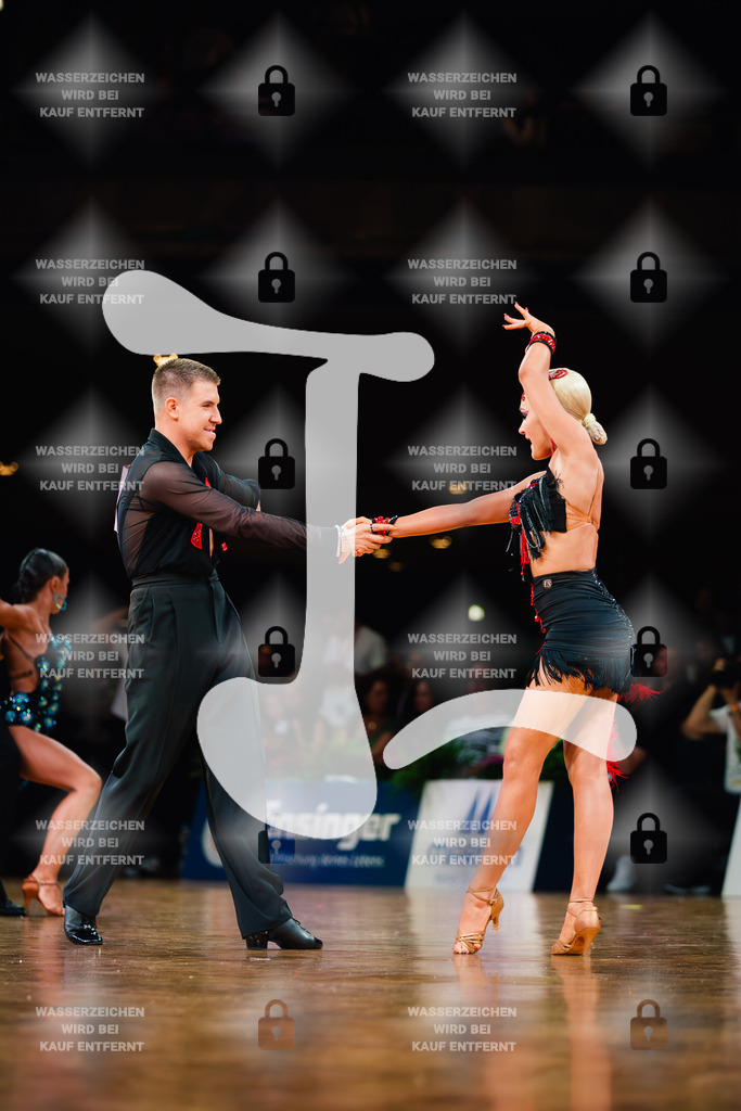 GOC 2025 - WDSF GrandSlam Latin 90th-94th (200) Mikita Senin _ Michele Mühlig (Germany)-2025-08-23-1268 | Webshop for digital downloads and prints of dance sport, event & show photographer Julian Link - Realisiert mit Pictrs.com
