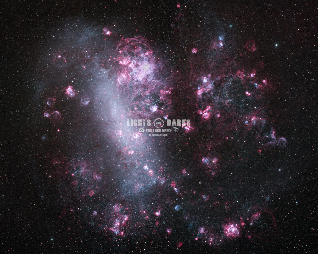 The Large Magellanic Cloud  | The Large Magellanic Cloud (LMC) is a satellite galaxy of the Milky Way at a distance of around 163,000 light-years. It is the fourth-largest galaxy in the Local Group, after the Andromeda Galaxy (M31), the Milky Way, and the Triangulum Galaxy (M33) at roughly one-hundredth the mass of the Milky Way.

RGBHOO image shot in Namibia.  - Realisiert mit Pictrs.com