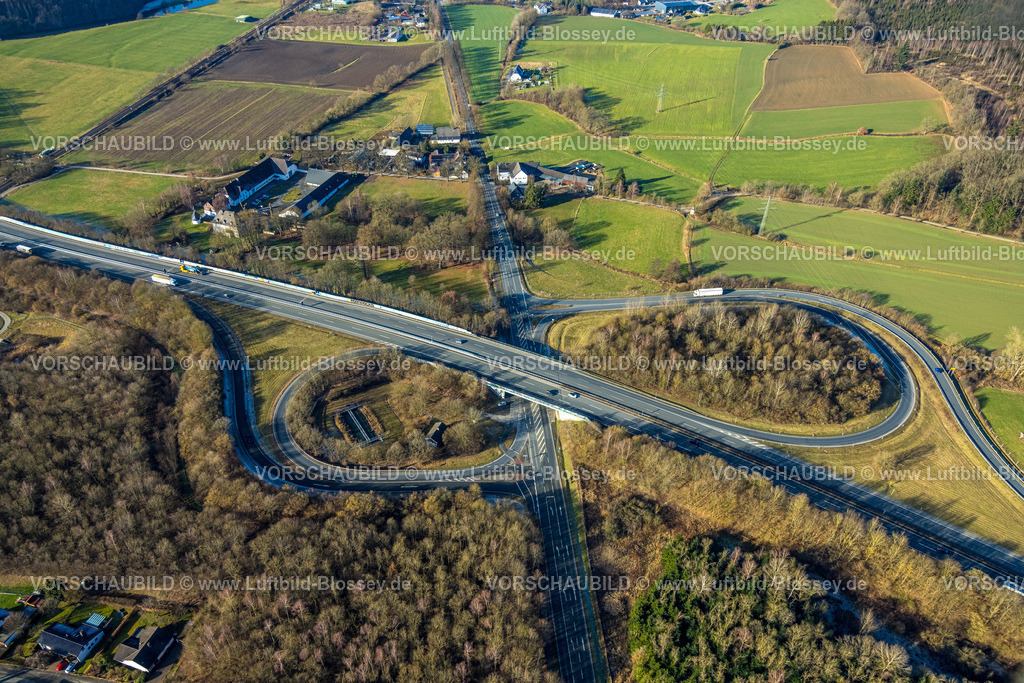 Meschede260104182 | Luftbild, Autobahn A46 Anschlussstelle Wennemen, Gut Bockum Landwirtschaftsbetrieb, Wennemen, Meschede, Sauerland, Nordrhein-Westfalen, Deutschland
