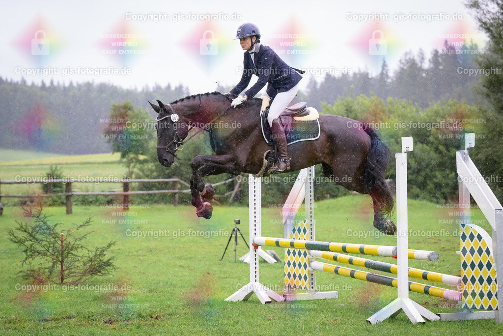 061_Kallerhoff_Anessa_De-Bella-Vita_A1_Springen_250802_04 | gis-fotografie