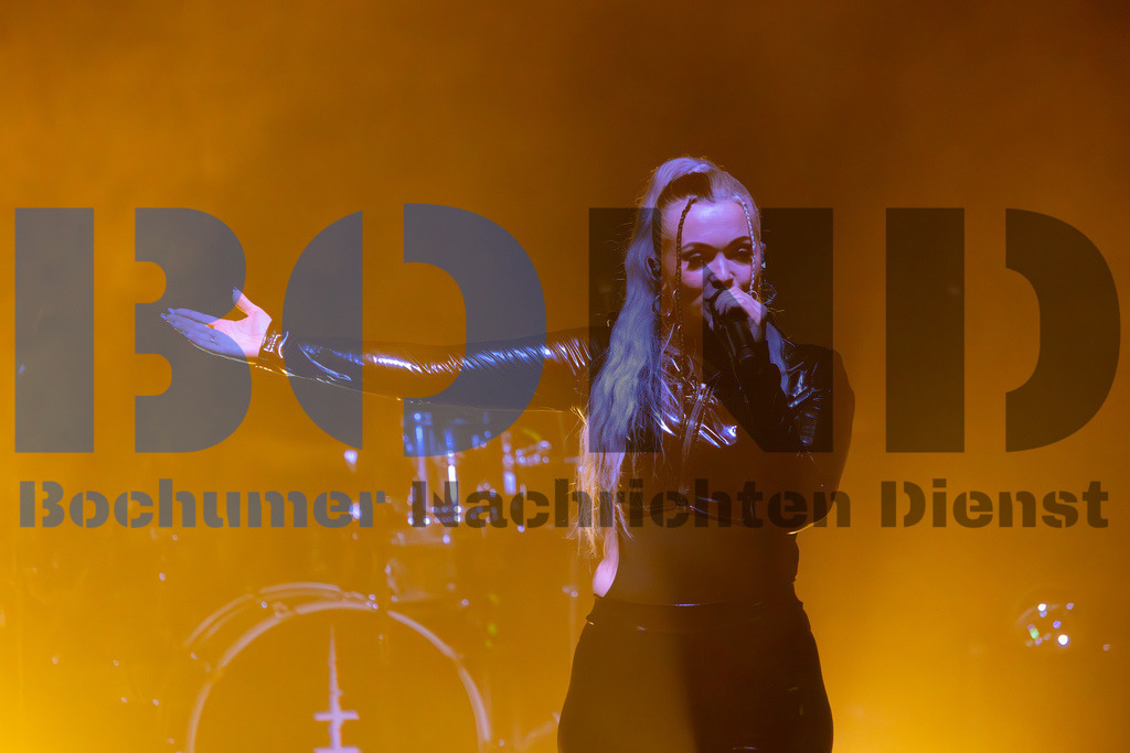 SES_ENEINS20250227-47 | bond - Realisiert mit Pictrs.com