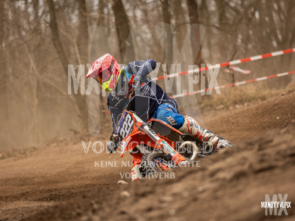 866A0400 | mxndyyvipix
