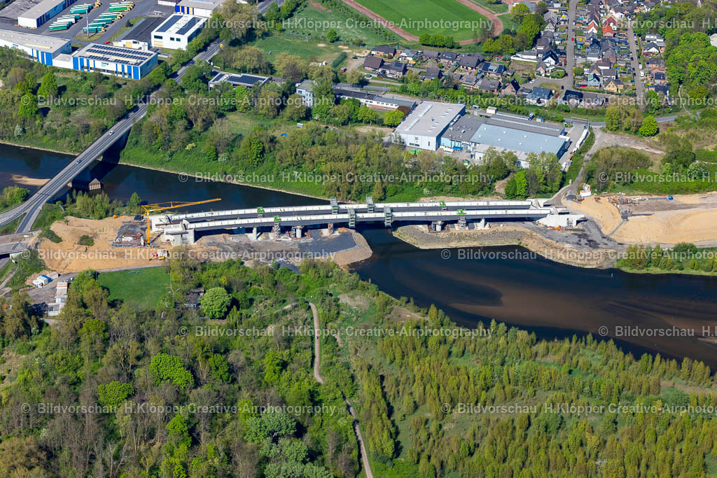 Luftbilder Wesel-0728 | Luftaufnahme Baustelle zum Neubau des Straßen- Brückenbauwerk " Lippebrücke " in Wesel im Bundesland Nordrhein-Westfalen, Deutschland - Realisiert mit Pictrs.com
