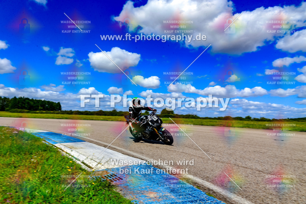 _OUR6328 | Hier findet Ihr Bilder von Touristenfahrten auf der Nürburgring Nordschleife oder von anderen Veranstaltungen die ich besucht habe. Viel Spass beim Durch Schauen 