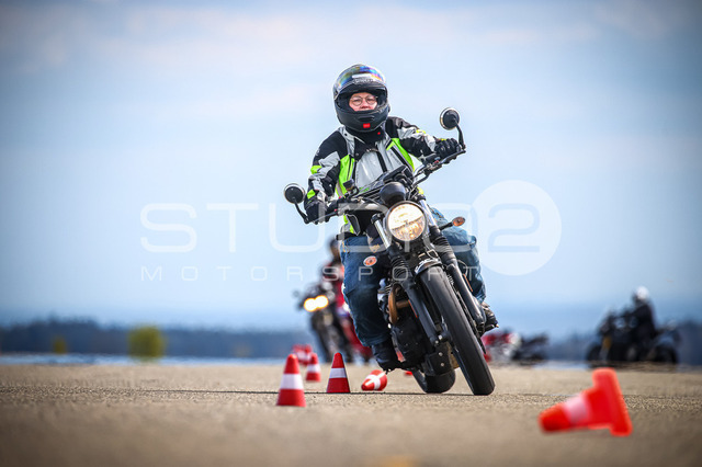 0011-260419_NOE-029_11 | Deine Full-Service-Agentur für ✔️Videoproduktionen und ✔️Motorsportfotografie Jetzt Angebot anfragen!