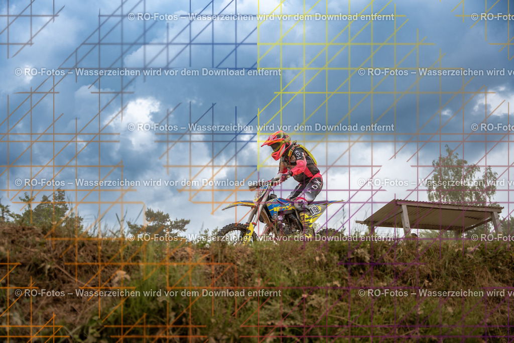 Niederwürzbach 4 Lauf-1669 | Sportfotografie von RO-Fotos: Motorsport, Motocross, Enduro, Laufveranstaltungen und Triathlon. Professionelle Fotos von Sportlern und Events. - Realisiert mit Pictrs.com