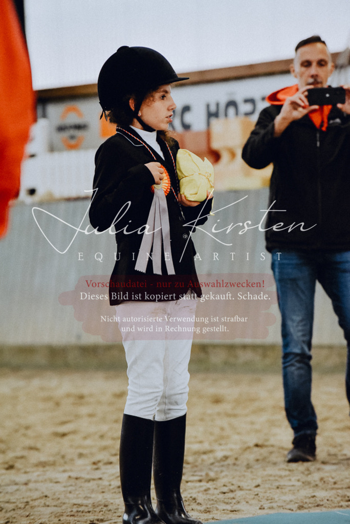 DSC_7051 | Pferde- und Turnierfotografie in Westsachsen. Pferdeportraits, Auftragszeichnungen und intuitive Kunst.