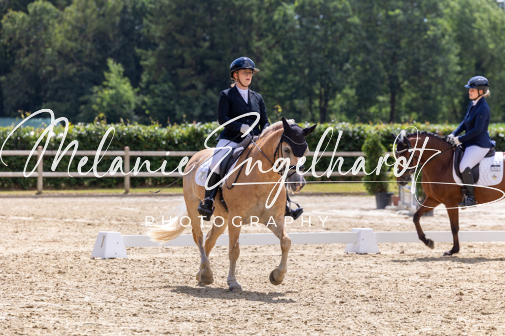 7I8A4725 | melanie-engelhardt-photography - Realisiert mit Pictrs.com