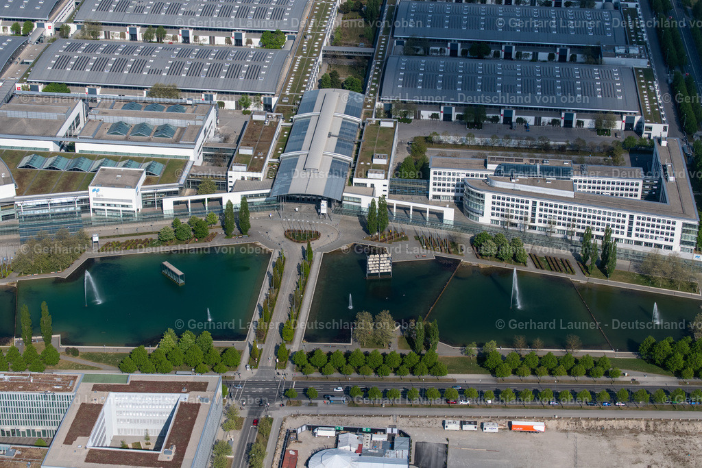 4025145 | Eingang Messehallen Trudering-Riem, München