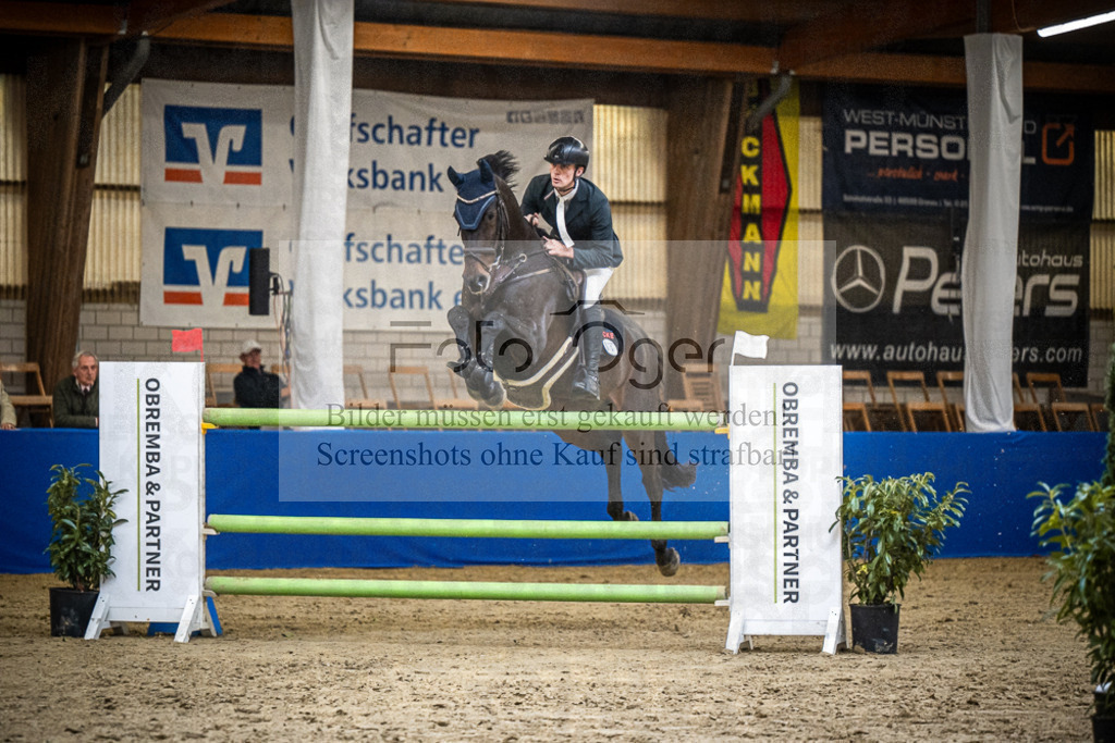 DOS_1821 | Entdecke hochwertige Reitturnierfotos von Foto Oger. Professionell, emotional und authentisch – jetzt Lieblingsmomente im Shop bestellen.Deutschlandweite Turnierfotografie. - Realisiert mit Pictrs.com