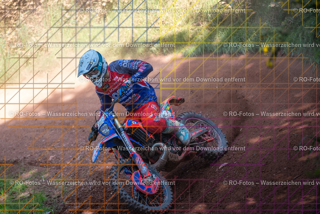 Wolfshausen 3 Lauf -852 | Sportfotografie von RO-Fotos: Motorsport, Motocross, Enduro, Laufveranstaltungen und Triathlon. Professionelle Fotos von Sportlern und Events. - Realisiert mit Pictrs.com