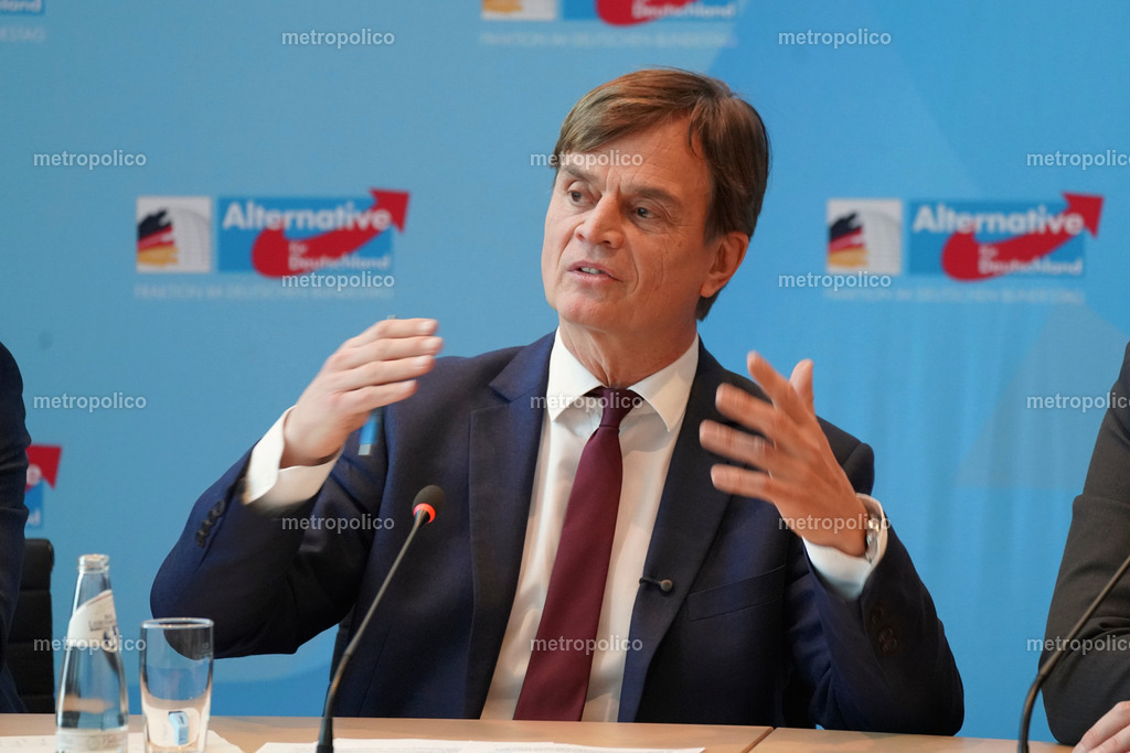 Bernd Baumann im Pressegespräch (5) | Metropolico