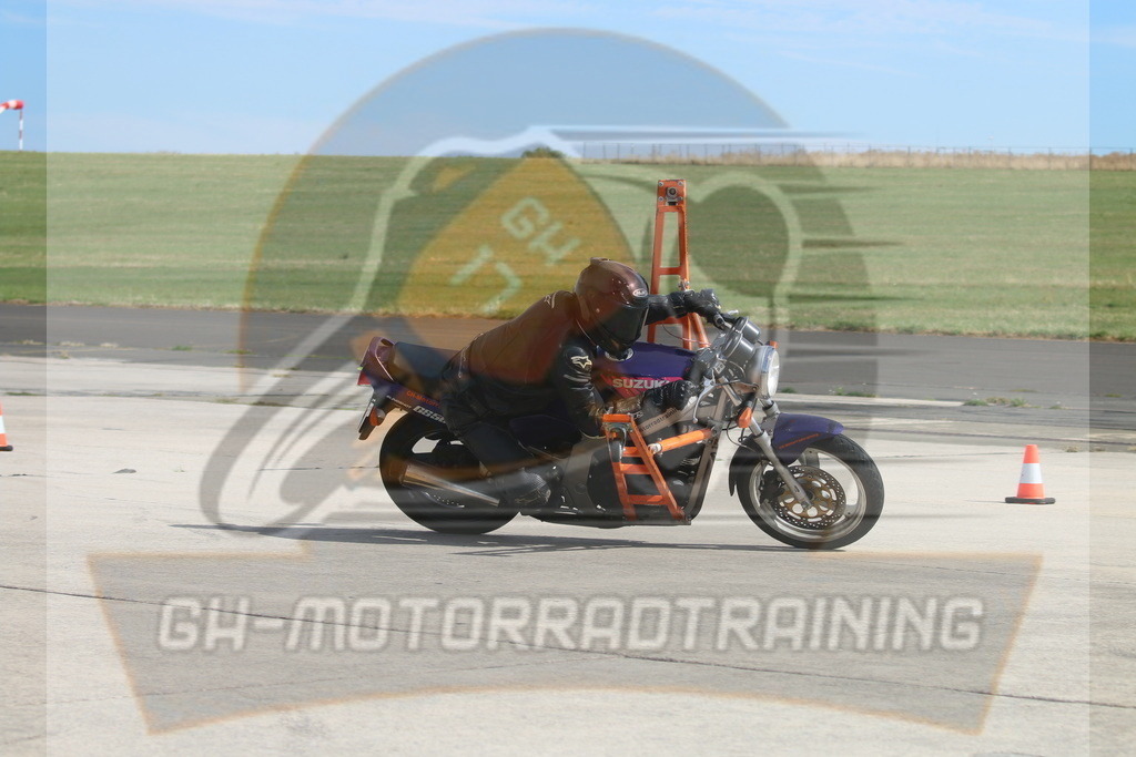 IMG_3800 | gh-motorradtraining-foto.de - Realisiert mit Pictrs.com