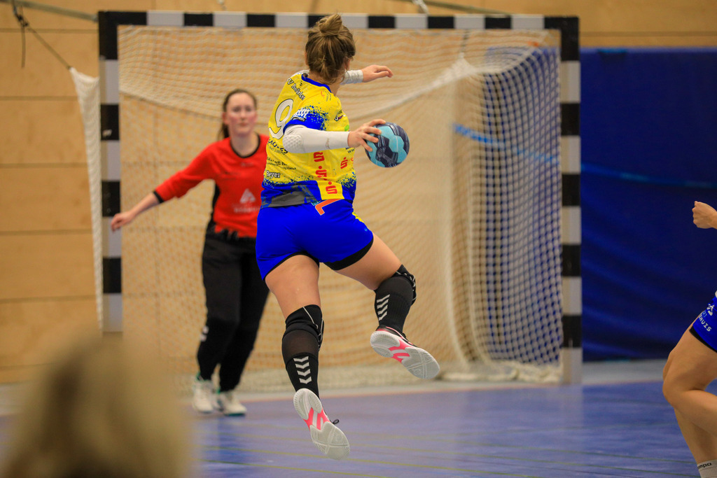 TvBorkenIII_SVN_161125_066 | Bildergalerie von Sport-Ereignissen aber auch von weiteren spannenden Dingen - nicht nur vom Niederrhein. In Anlehnung an den bekannten Spruch von Hanns Dieter Hüsch heißt das Motto: "Niederrhein ist überall".  - Realisiert mit Pictrs.com