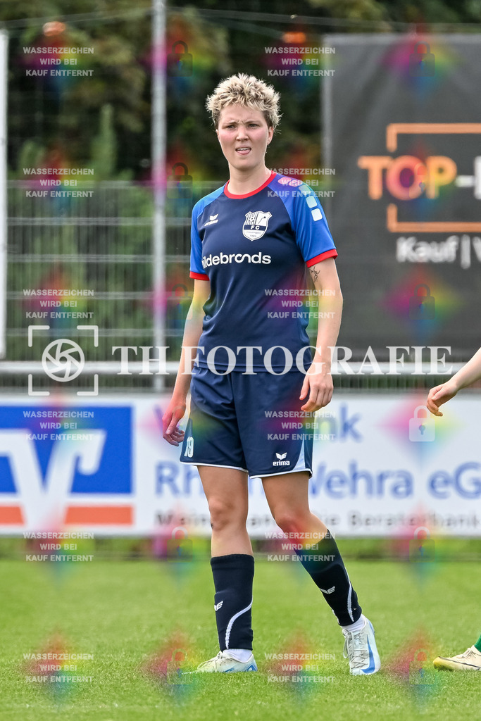 GER, FC Hauingen - SV Waldhaus, Frauen-Fussball, Rothaus Bezirkpokal, Finale, Saison 2024/2025, 29.05.2025 | Veronika Pasch (FC Hauingen, #19)GER, FC Hauingen - SV Waldhaus, Frauen-Fussball, Rothaus Bezirkpokal, Finale, Saison 2024/2025, 29.05.2025Foto: TH Fotografie/Thomas Hess