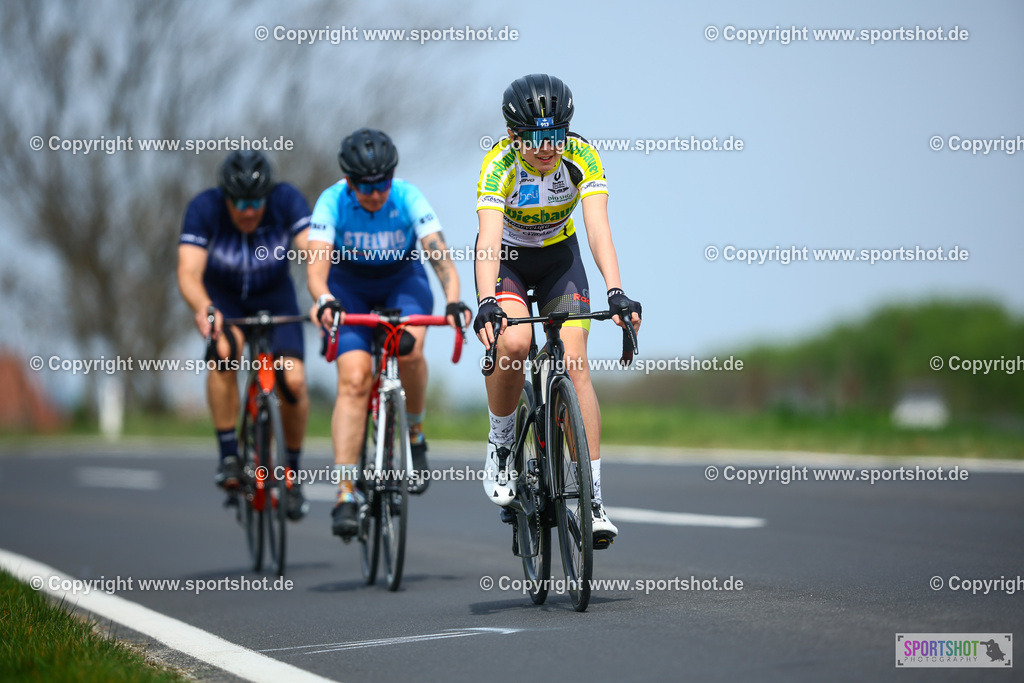 427_TRA56564 | Neusiedlersee Radmarathon 2026@sportshot_your_pictrs #yourpictures#roadtowm2029 #nrm #neusiedlerseeradmarathon #neusiedlersee #neusiedlerseetourismus #burgenland #mörbisch #nrm26 #burgenlandtourismus #voglundco #poweredbyburgenlandtourismus #radsport #rad #marathon #ucigranfondo #visitburgenland #ucigranfondoworldseries