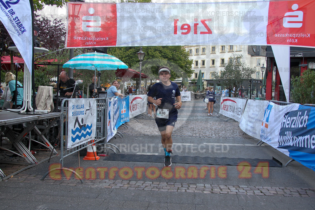 250824_1201_EV4_9142 | Sportfotografie im Rhein-Sieg Kreis, Köln, Bonn, NRW, Rheinland Pfalz, Hessen, etc. Unser Tätigkeitsfeld umfasst den Laufsport vom Volkslauf über den Marathon, Duathlon, Triathon bis zum Ultralauf wie Kölnpfad Ultra oder Schindertrail.