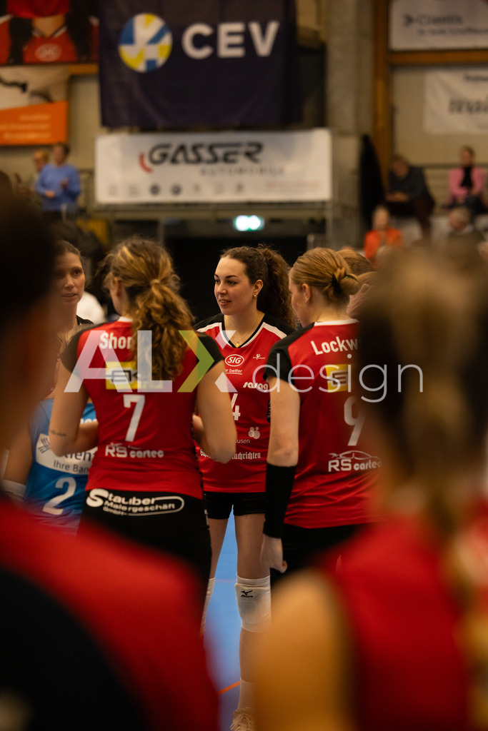 Volleyball I Frauen I Saison 2025-2026 I CEV Volleyball Challenge Cup 2026 | Women I 16th Finals I VC Kanti Schaffhausen - TJ Ostrava I 03.12.2025 | VC Kanti Schaffhausen - 14 Josipa Marković (HR) – Aussen - Realisiert mit Pictrs.com