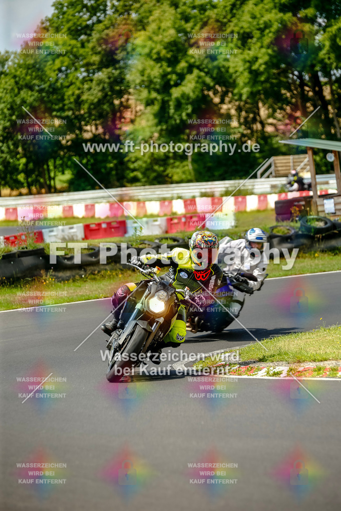 VBK-4869 | Hier findet Ihr Bilder von Touristenfahrten auf der Nürburgring Nordschleife oder von anderen Veranstaltungen die ich besucht habe. Viel Spass beim Durch Schauen 