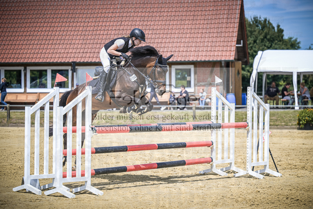 DOS_0440 | Entdecke hochwertige Reitturnierfotos von Foto Oger. Professionell, emotional und authentisch – jetzt Lieblingsmomente im Shop bestellen.Deutschlandweite Turnierfotografie. - Realisiert mit Pictrs.com