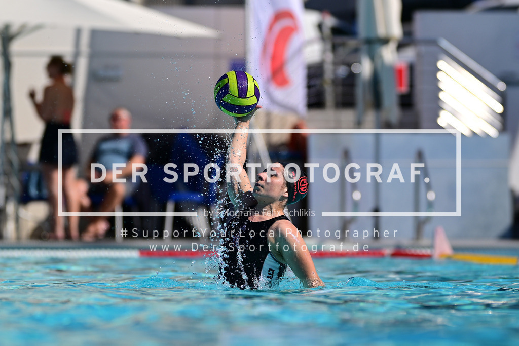 Wasserball I Frauen I Saison 2024-2025 I Nordic League I Gruppenphase I Manchester Water Polo - Eimsbütteler TV I 86475 | Der Sportfotograf. - Realized with Pictrs.com