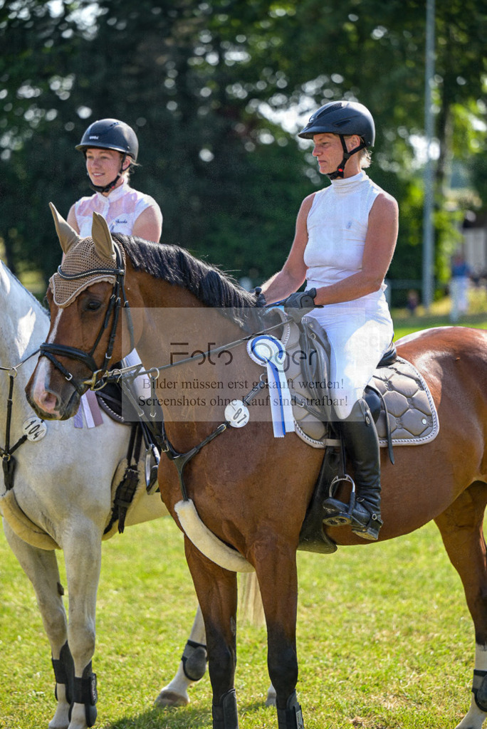 Reitturnier Voxtrup | Entdecke hochwertige Reitturnierfotos von Foto Oger. Professionell, emotional und authentisch – jetzt Lieblingsmomente im Shop bestellen.Deutschlandweite Turnierfotografie. - Realisiert mit Pictrs.com
