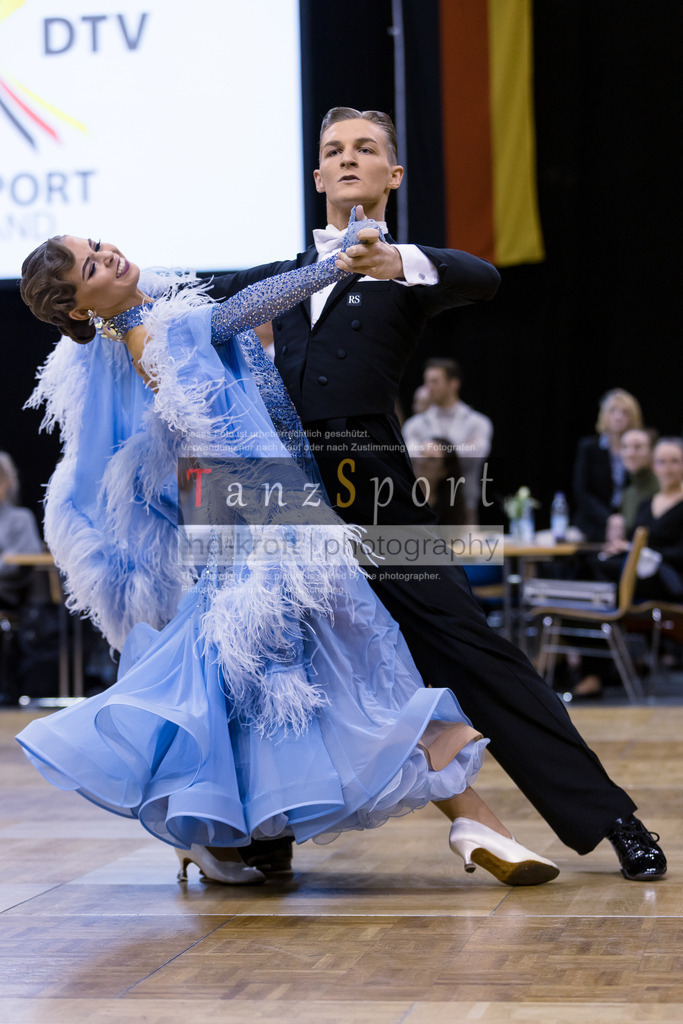 20241102_DM_HGR_Std_09746 | Tanzsportbilder, Standardtanz, Lateintanz, WDSF, DTV, LTVB, dancecomp, goc, hessen tanzt, blaues band der spree, walzer, tango, wiener walzer, slowfox, quickstepp, samba, rumba, cha-cha-cha, paso doble. jive, hd-kroft photography, turniertanzsport