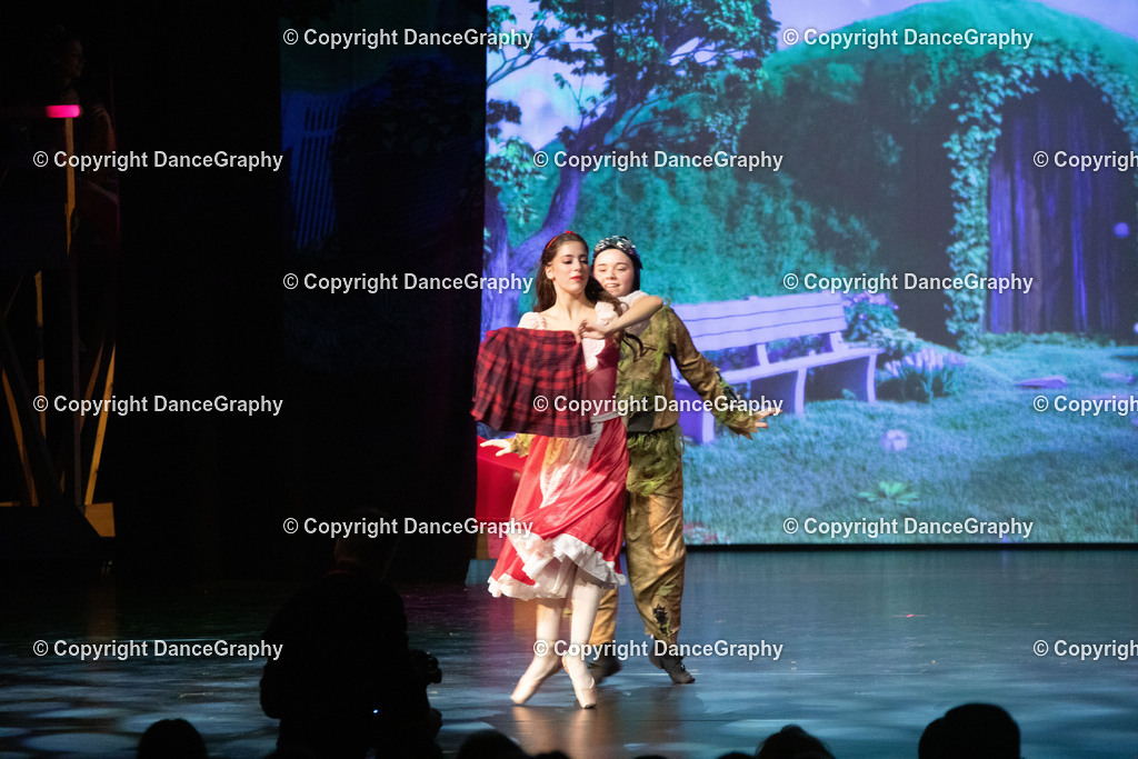 GPHY1925 | DanceGraphy - Realisiert mit Pictrs.com