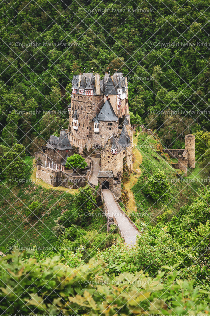 Burg Eltz | ikphotography - Realisiert mit Pictrs.com