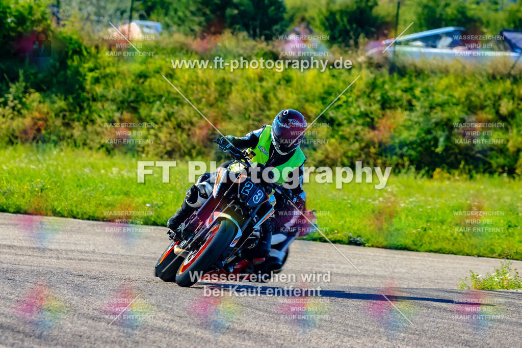 023-1947 | Hier findet Ihr Bilder von Touristenfahrten auf der Nürburgring Nordschleife oder von anderen Veranstaltungen die ich besucht habe. Viel Spass beim Durch Schauen 
