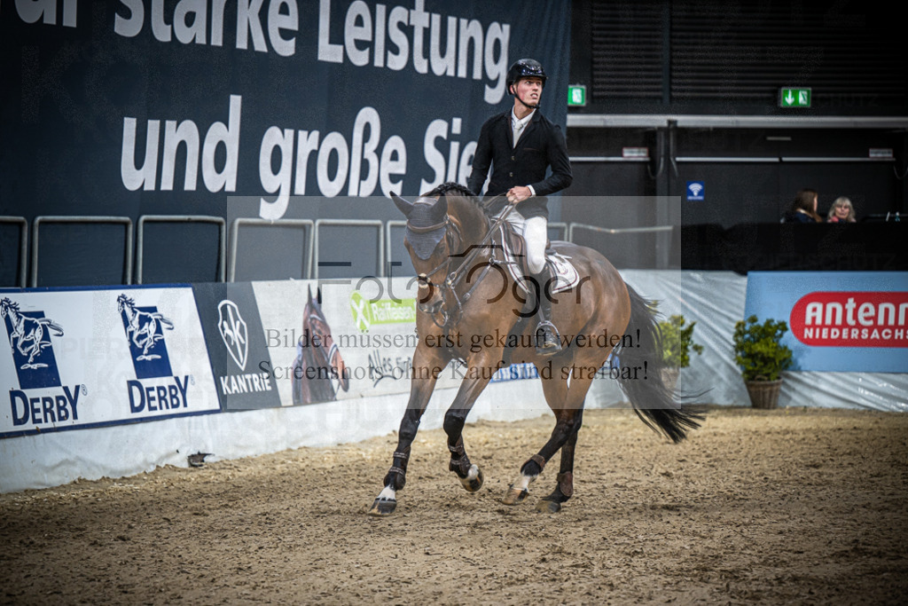 DOS_0473 | Entdecke hochwertige Reitturnierfotos von Foto Oger. Professionell, emotional und authentisch – jetzt Lieblingsmomente im Shop bestellen.Deutschlandweite Turnierfotografie. - Realisiert mit Pictrs.com