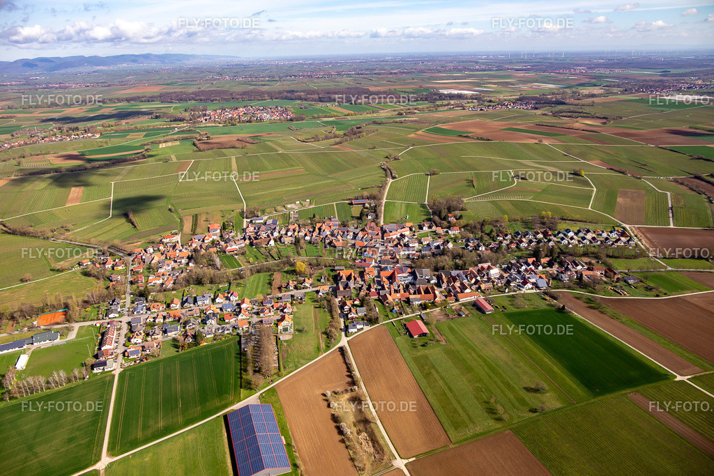 Ortsansicht von Süden | Luftbild: Ortsansicht von Süden in Dierbach im Bundesland Rheinland-Pfalz in Deutschland. Foto: IMG_136150.jpg vom 28.03.2023 durch ©2025 Werner Riehm fly-foto.de/copyright - Realisiert mit Pictrs.com