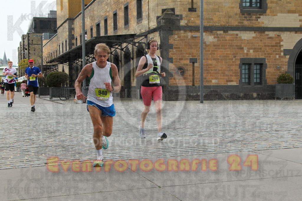 250920_1529_EV4_8941 | Sportfotografie im Rhein-Sieg Kreis, Köln, Bonn, NRW, Rheinland Pfalz, Hessen, etc. Unser Tätigkeitsfeld umfasst den Laufsport vom Volkslauf über den Marathon, Duathlon, Triathon bis zum Ultralauf wie Kölnpfad Ultra oder Schindertrail.