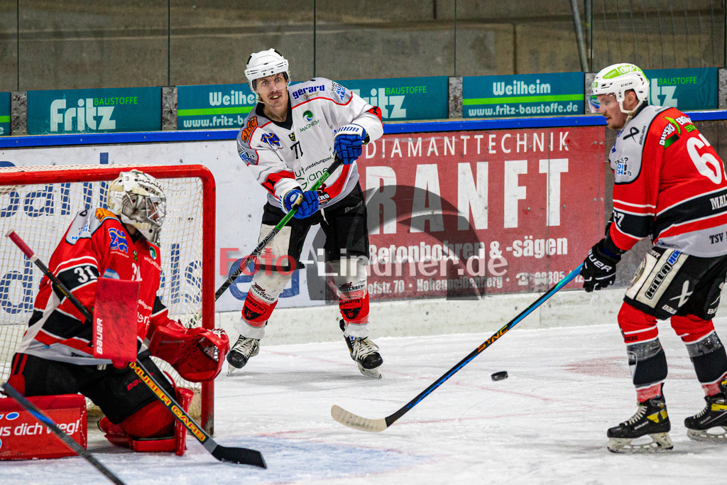 TSV Peißenberg Miners vs Legenden 20 TSV Peißenberg | TSV Peißenberg Legenden 20 Jahre Bayernliga, TSV Peißenberg Miners vs Legenden 20 TSV Peißenberg,Manfred Guggemoos (Legenden 77) in Aktion,2024-09-13 in Peißenberg (Eisstadion)Manfred Guggemoos (Legenden 77)Copyright: WolfgangxLindner